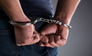 गाँजा ओसारपसारमा संलग्न दुई जना पक्राउ