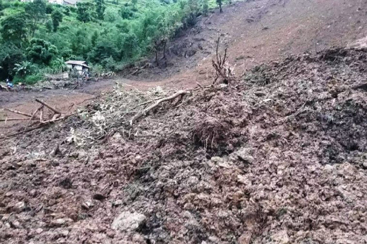 पहिरोमा पुरिएर ६ को मृत्यु, पाँच बेपत्ता