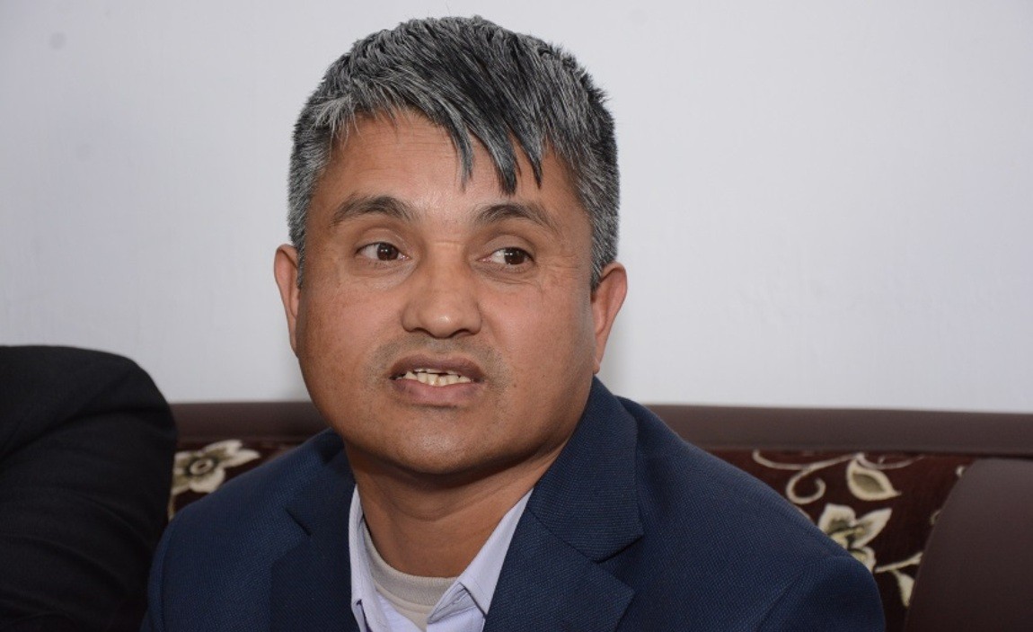 ‘झलनाथ–माधवले प्रचण्डको निर्देशनमा राष्ट्रिय भेला गर्न लागेका हुन्’ : सूर्य थापा (१५ आरोपसहित)