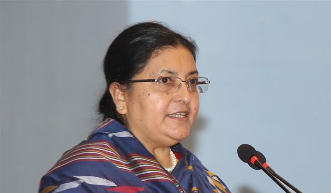 राष्ट्रपतिबाट टीका ग्रहण