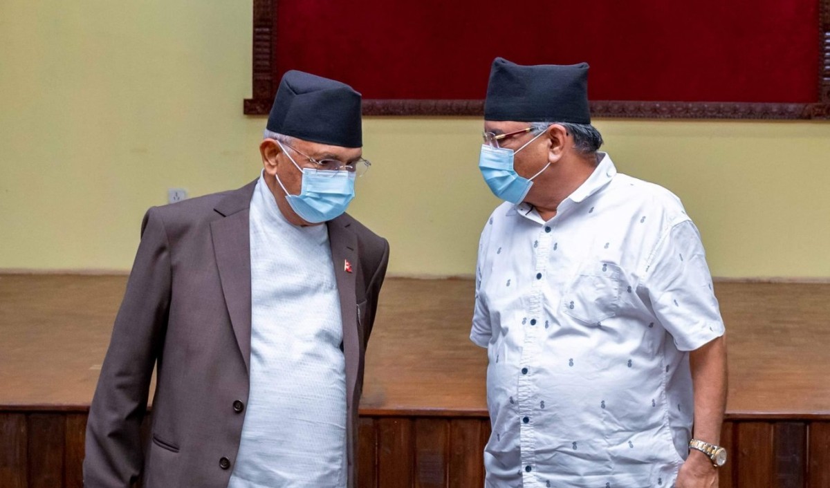 प्रचण्डसहित पाँच सचिवालय सदस्य पुगे ओलीलाई भेट्न बालुवाटार