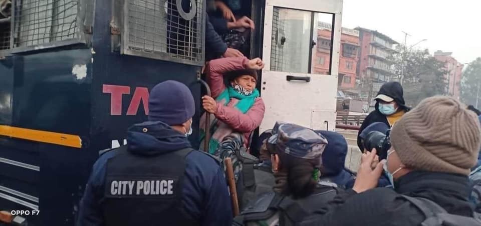 अष्टलक्ष्मीसहित दाहाल–नेपाल समूहका कार्यकर्ता पक्राउ