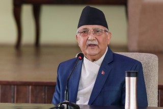 माधव समूहको प्रश्नः उहाँ (केपी ओली) को हो हामीलाई आम माफी दिने?