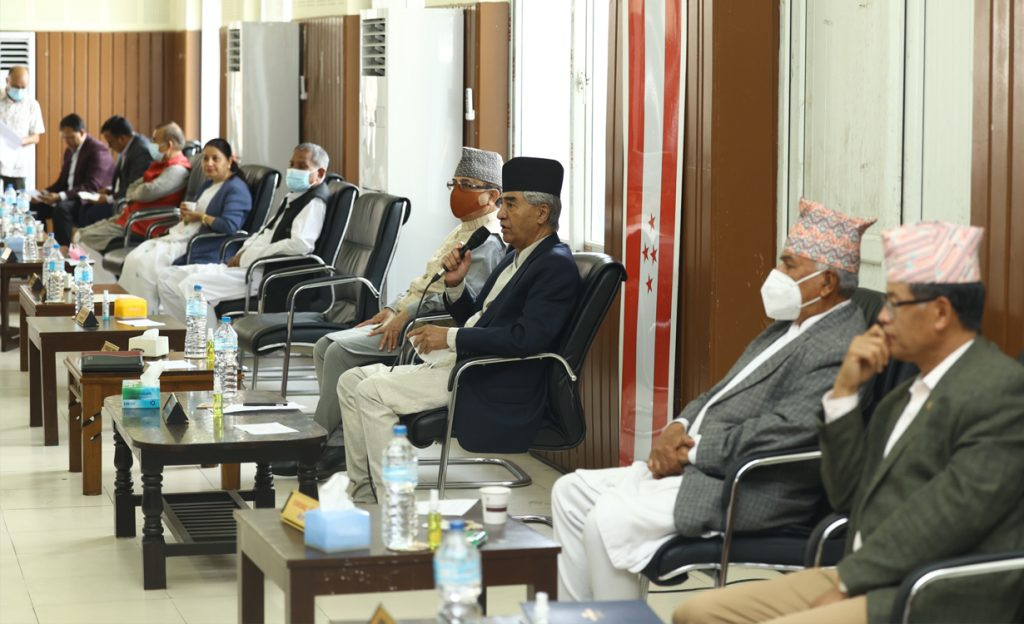 काँग्रेस बैठक सकियो, मंगलबार ३ बजे पुनः बस्ने