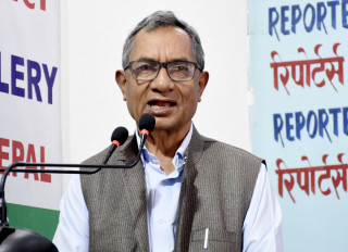 माओवादी गठबन्धन बचाउन प्रतिवद्ध : नेता शर्मा