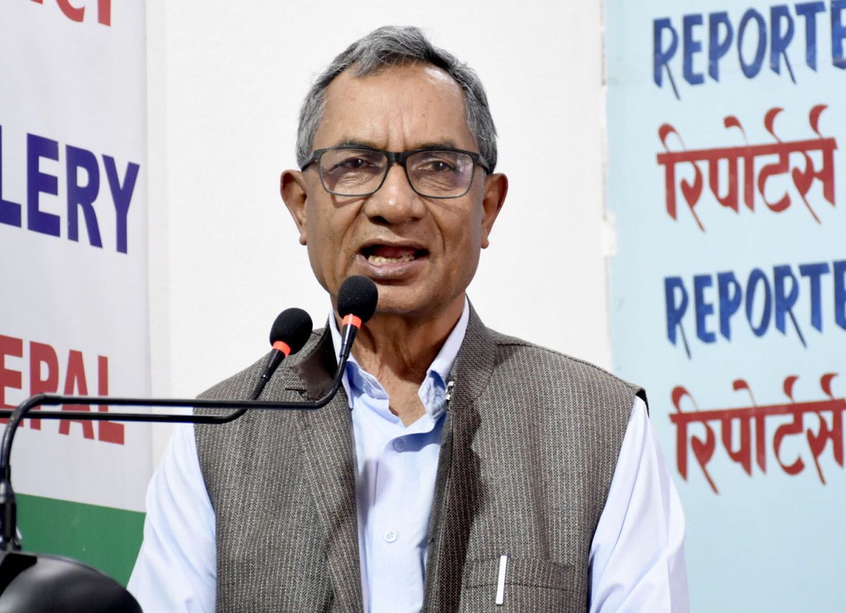 अर्थमन्त्रीको विषयमा अहिले केहि निर्णय भइसकेको छैन : दिनानाथ शर्मा