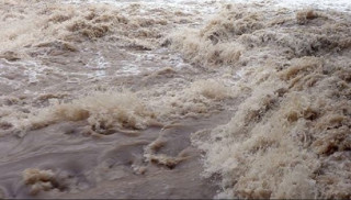 दश अफगान सुरक्षाकर्मीलाई बाढीले बगायो
