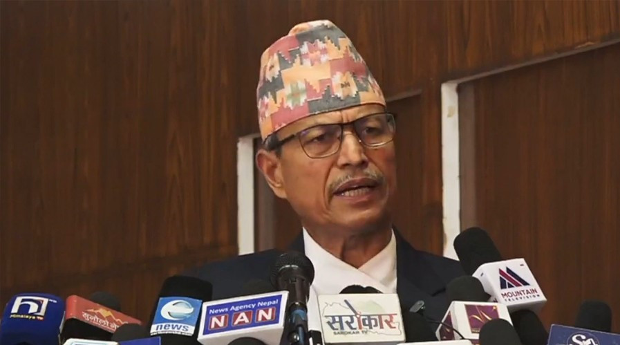 ओलीले टिकट नदिएकोमा भीम रावल आक्रोशित, भन्छन्ः ओलीको यो कार्य अन्यायपूर्ण