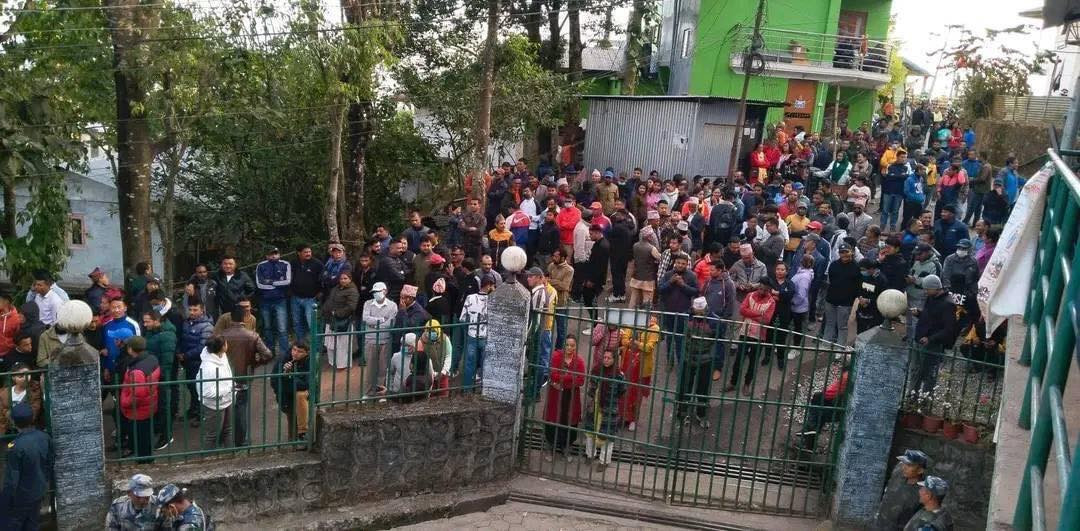हस्ताक्षर नभएको मतपत्र भेटिएपछि इलाम-२ को मतगणना स्थगित