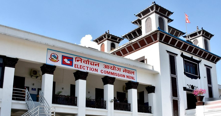 स्थानीय तहको उपनिर्वाचनमा महिलालाई प्राथमिकता दिन आयोगको निर्देशन